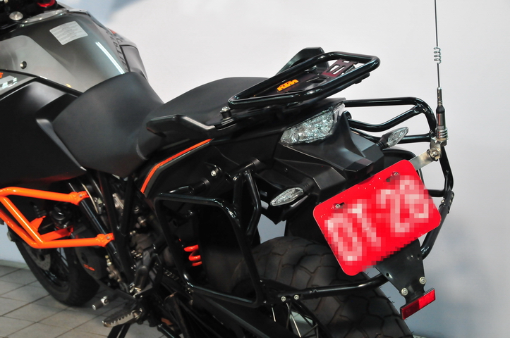 DT-28 1190ADV (7).JPG (295 KB)
