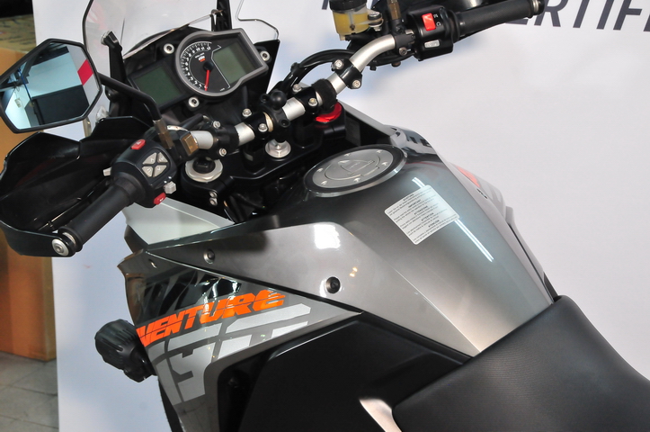 DT-28 1190ADV (8).JPG (310 KB)