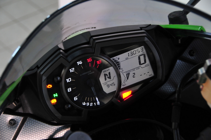 LGJ-7772 ZX6R 636 (2).JPG (266 KB)