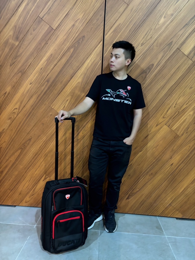 S__10084391_0.jpg (254 KB)