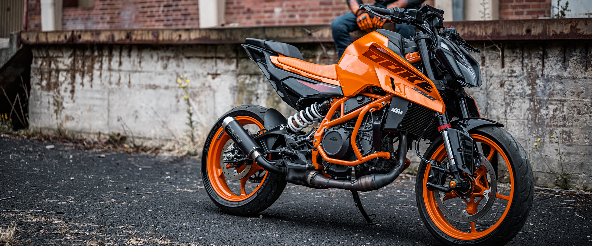 PHO_BIKE_DET_MY24-KTM-390-DUKE-action-6_#SALL_#AEPI_#V1 (1).jpg (712 KB)