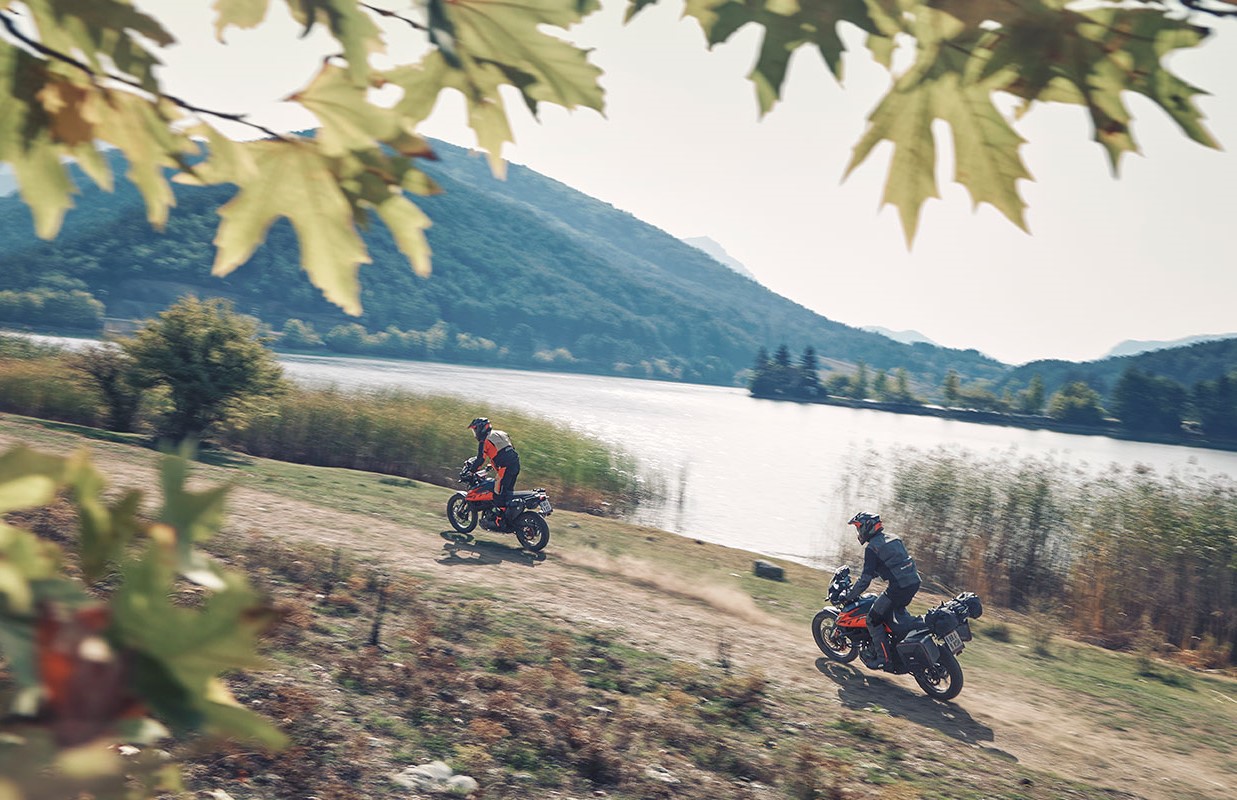 PHO_BIKE_DET_M23-390-ADV-Banner-4_#SALL_#AEPI_#V1.jpg (250 KB)