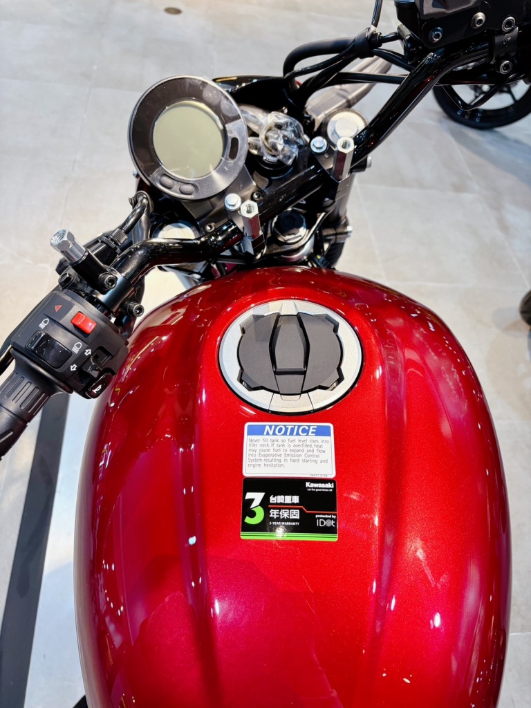 S__56221701_0.jpg (245 KB)